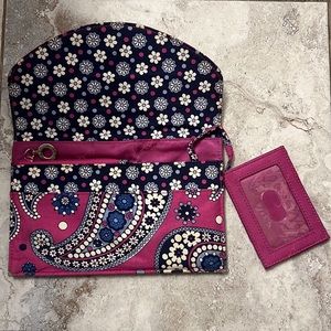 Vera Bradley flat clutch wallet organizer.